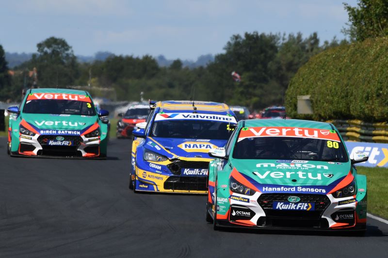 Wiperblades.co.uk-backed Team VERTU Back On Top at Croft BTCC
